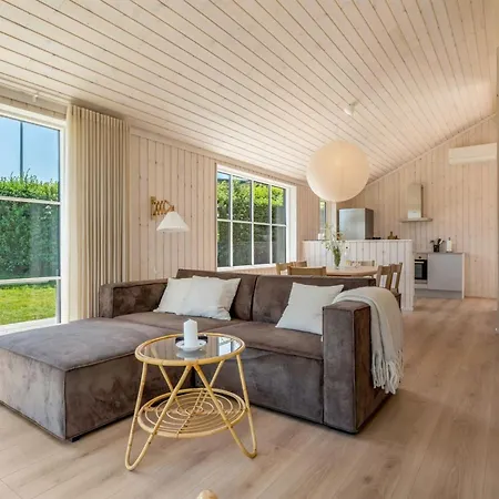 Vaeinoe - 200m From The Sea By Interhome * Børkop