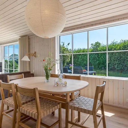 Сasa de vacaciones Vaeinoe - 200m From The Sea By Interhome