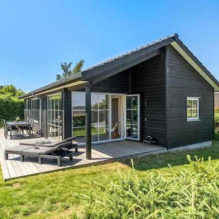Сasa de vacaciones Vaeinoe - 200m From The Sea By Interhome *